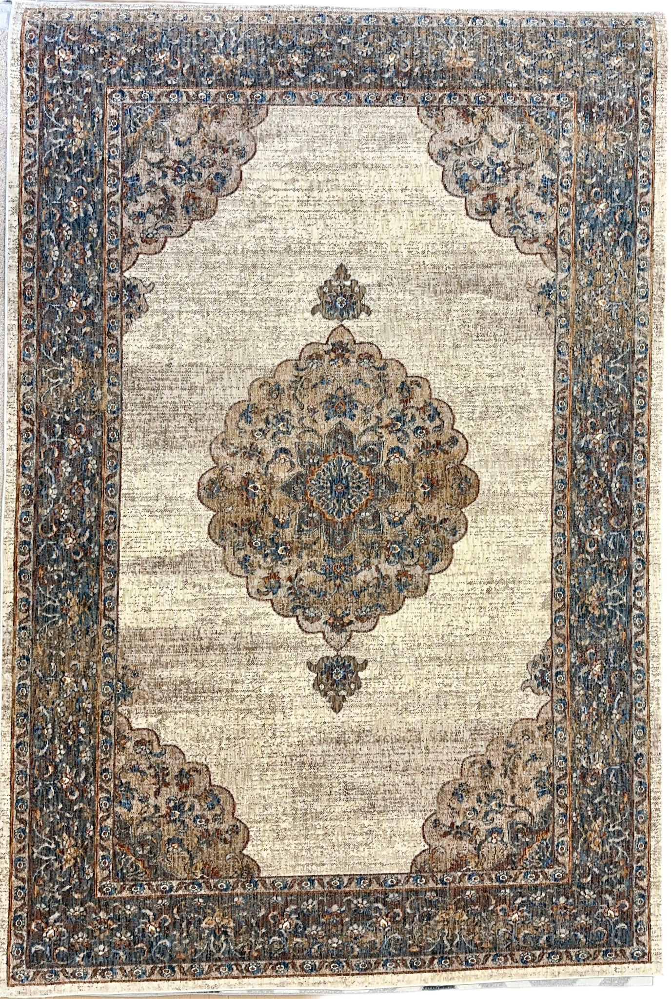 Passion Casablanca 5 foot by 8 foot Area Rug (cream / grey)